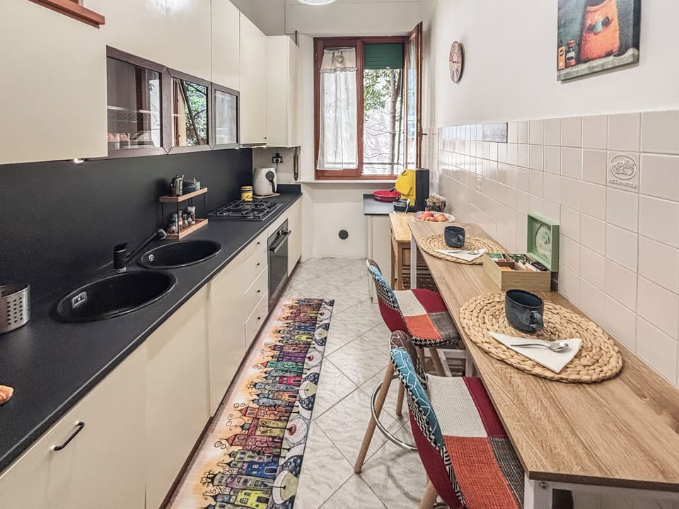 Apartment, Balcony | Private kitchen