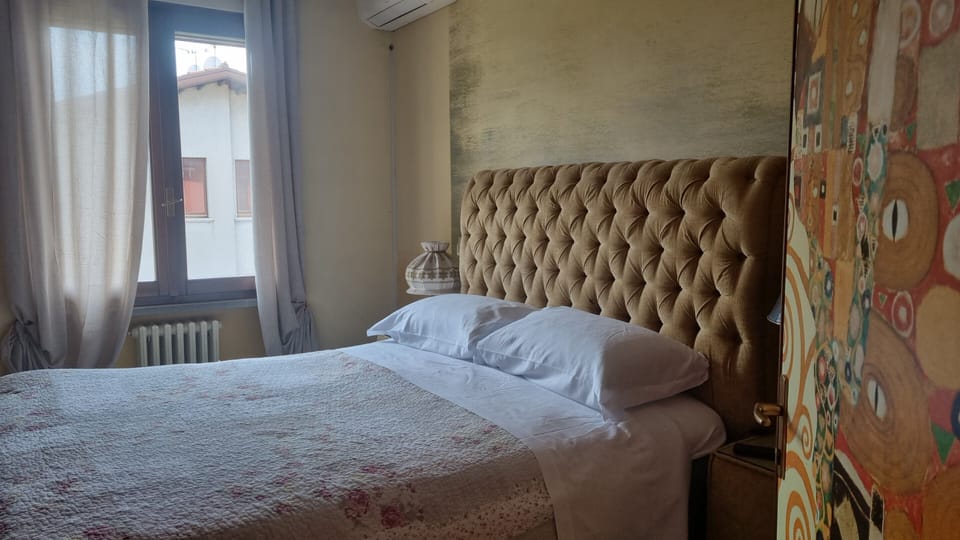 Classic Double or Twin Room, Non Smoking, Garden View | Blackout drapes, iron/ironing board, free WiFi