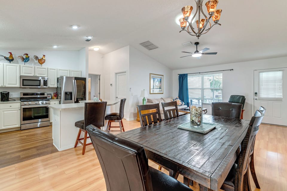 House (3 Bedrooms) | Interior