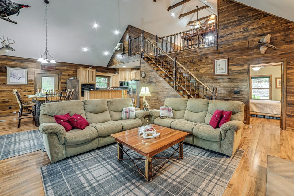 House (4 Bedrooms) | Interior