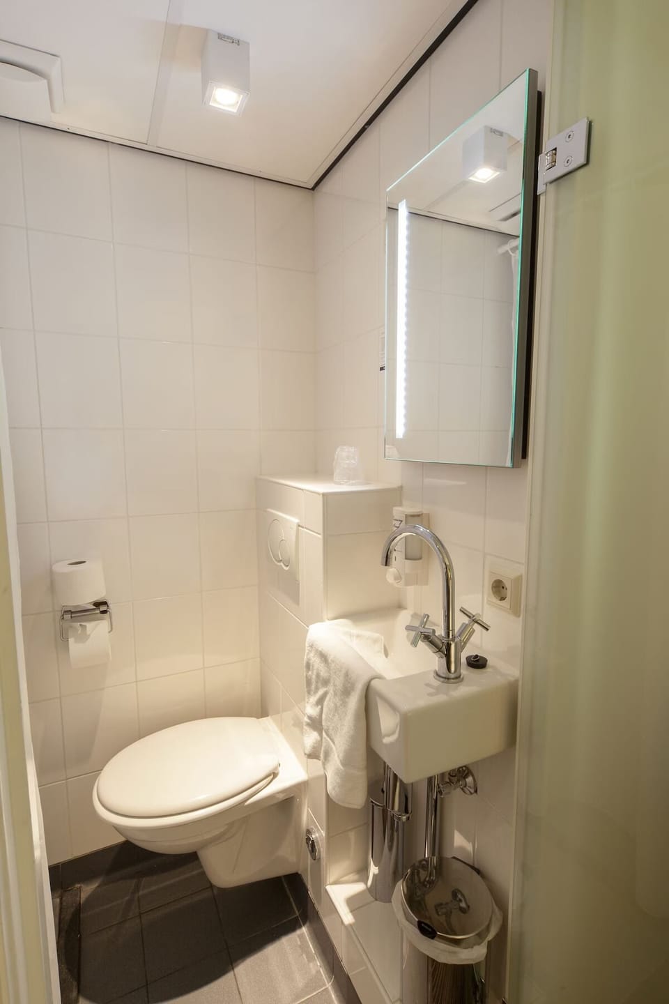Freshen up quickly with convenient compact WC essentials.