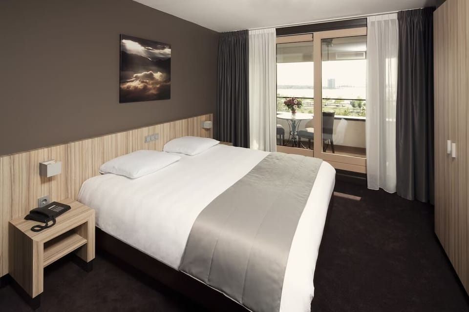 Step onto the balcony and enjoy fresh air after rest.