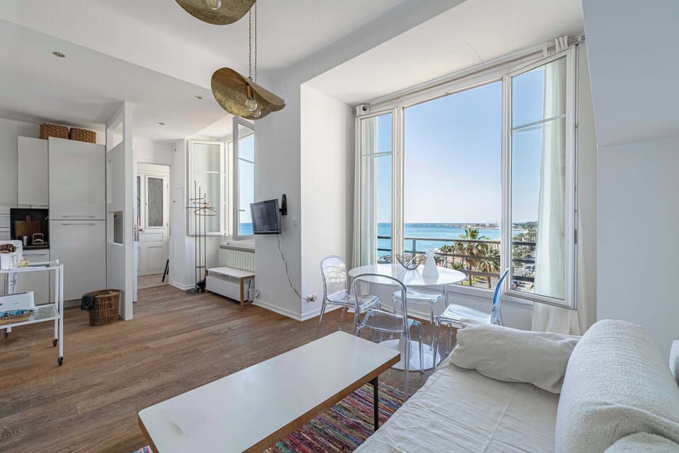 Apartment | Living area