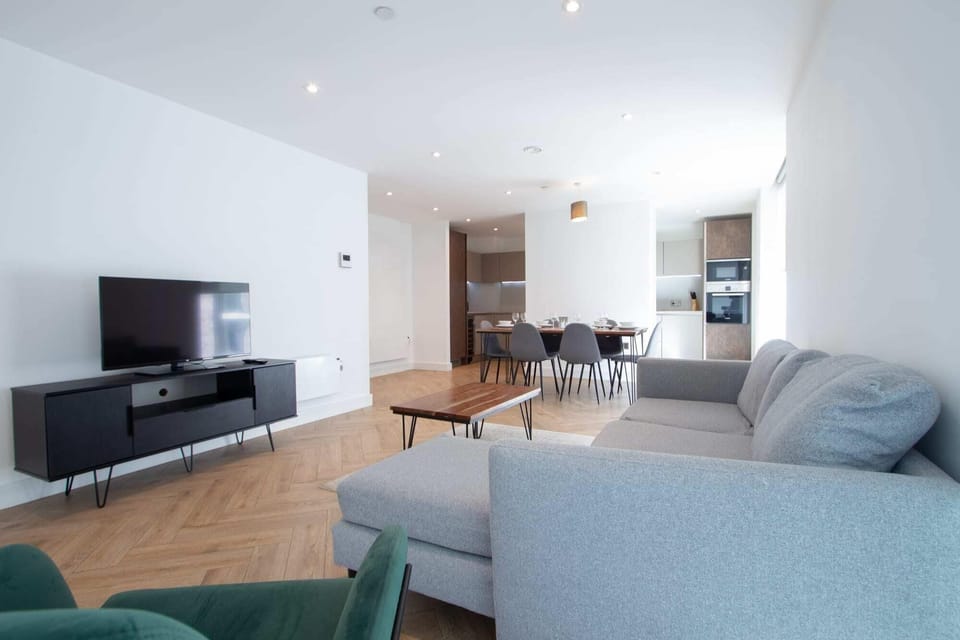 Apartment, 3 Bedrooms, Non Smoking | Living area