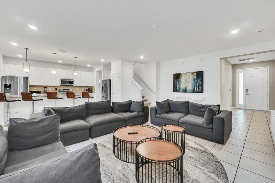 7-web-or-mls-2489-shanti-dr
