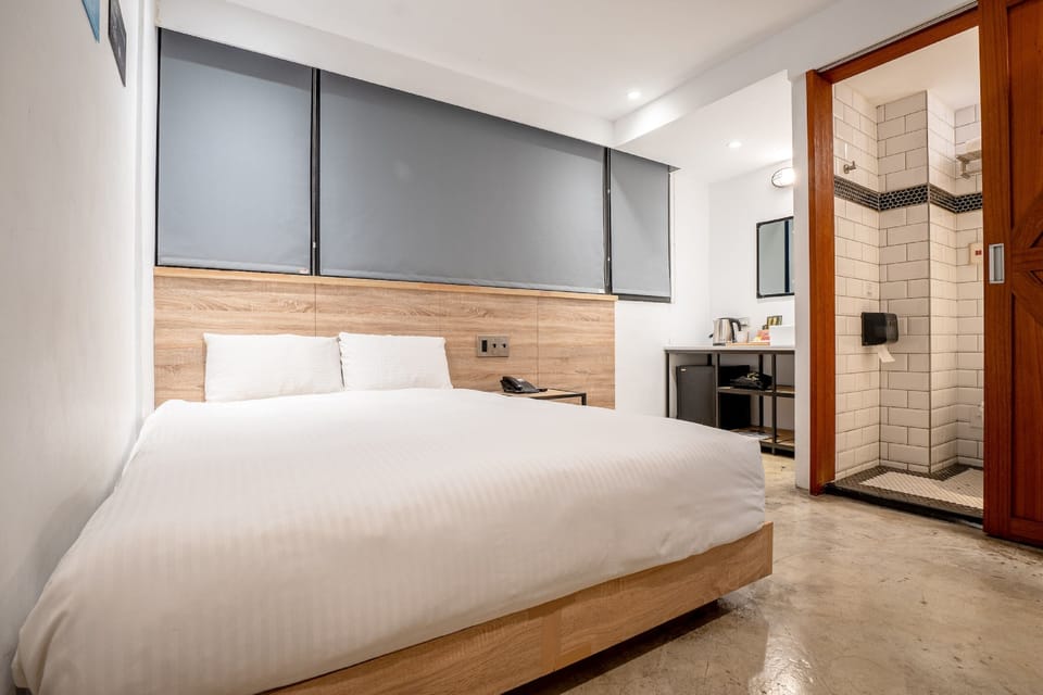Classic Double Room | Premium bedding, soundproofing, free WiFi, bed sheets