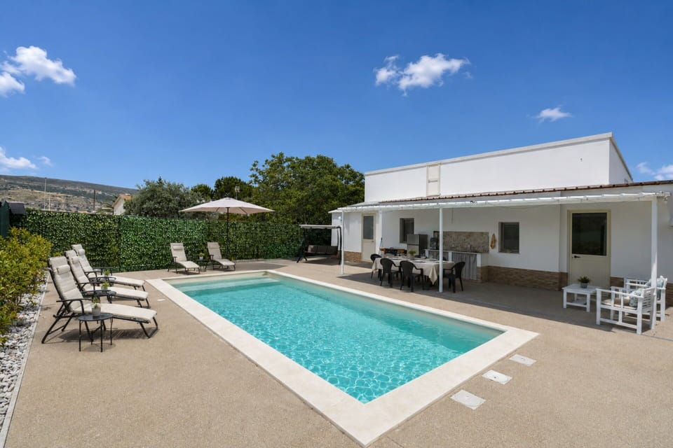 Autumn, Pool, Spring, Summer
