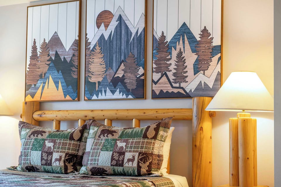 A warm, restful retreat with lodge-style touches and soft natural light