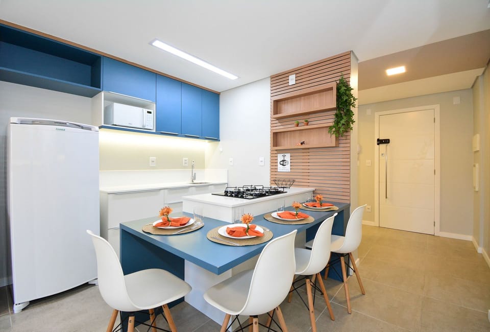 Apartment | Dining