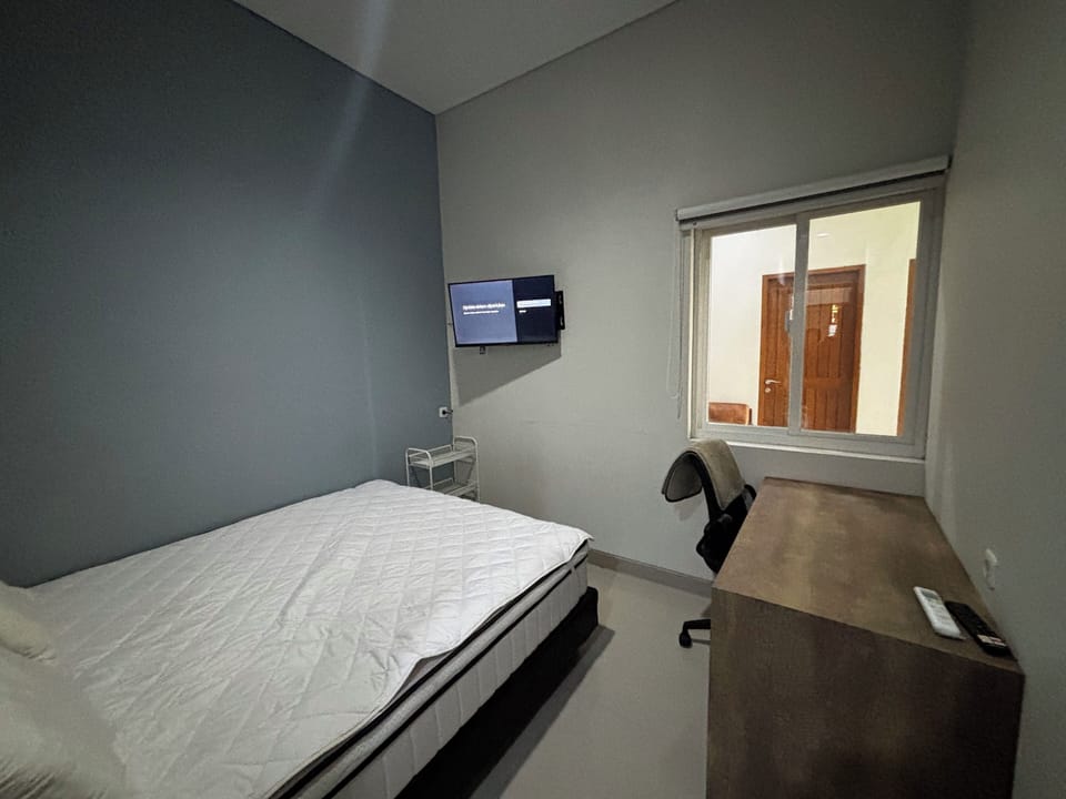 Standard Single Room | Free WiFi, bed sheets