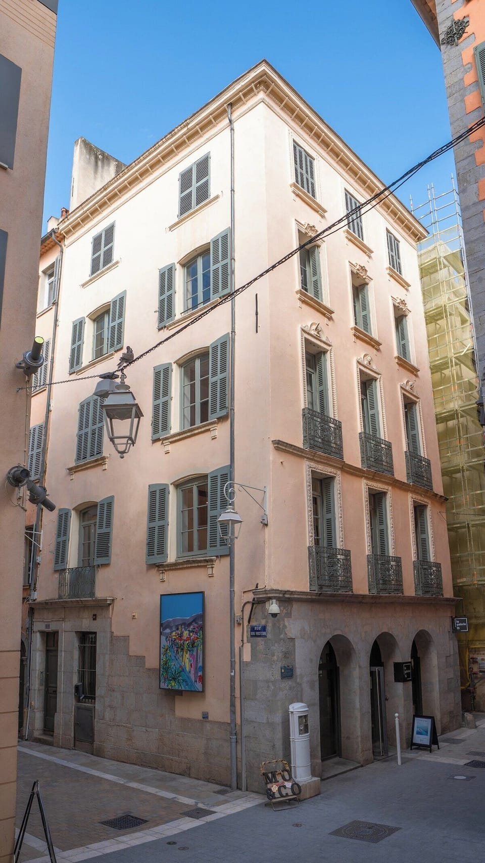 Exterior