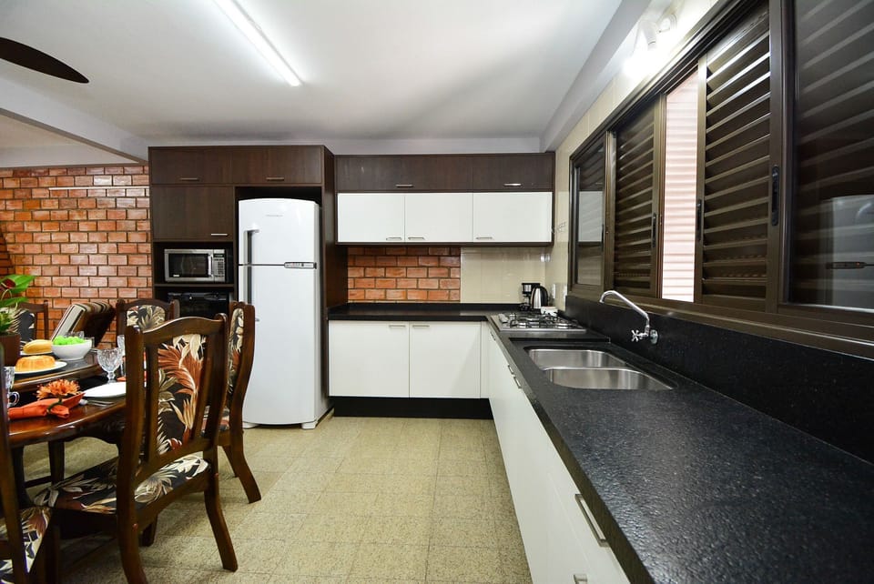 Villa | Private kitchen | Coffee/tea maker, electric kettle