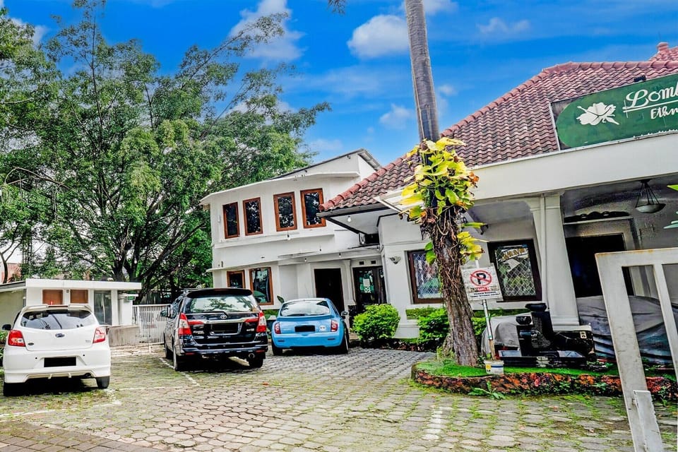 Holiday Home Exterior [summer]