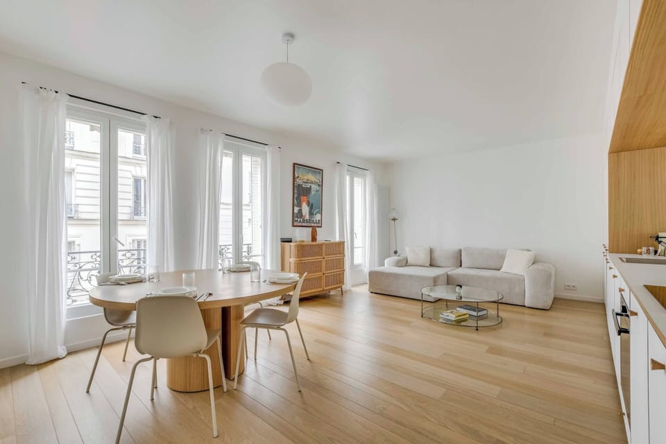 Apartment | Dining