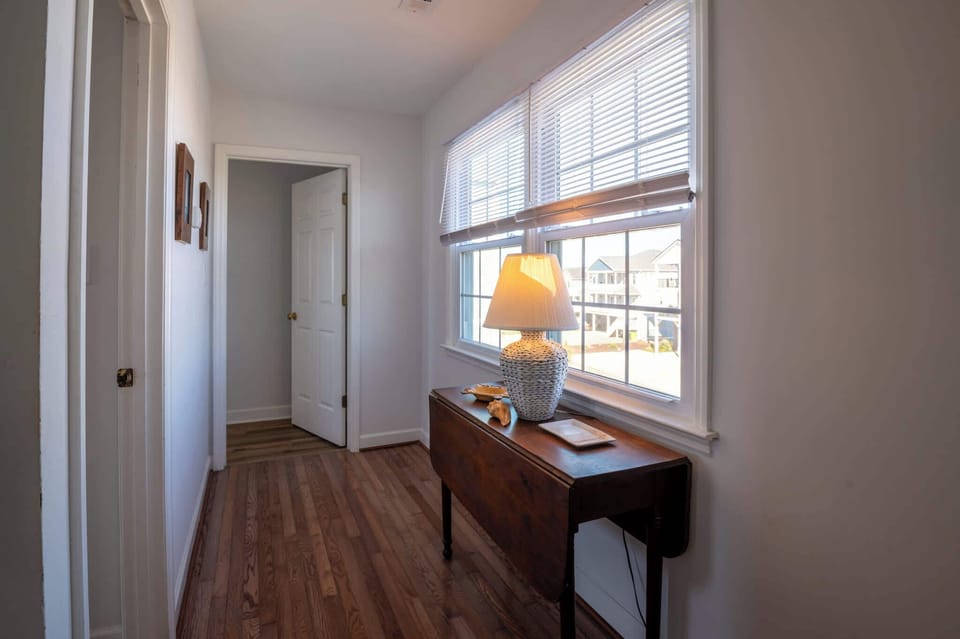 Level 2-Entry Hall