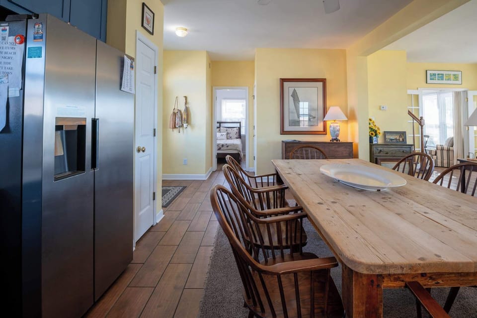 Level 2-Kitchen & Dining