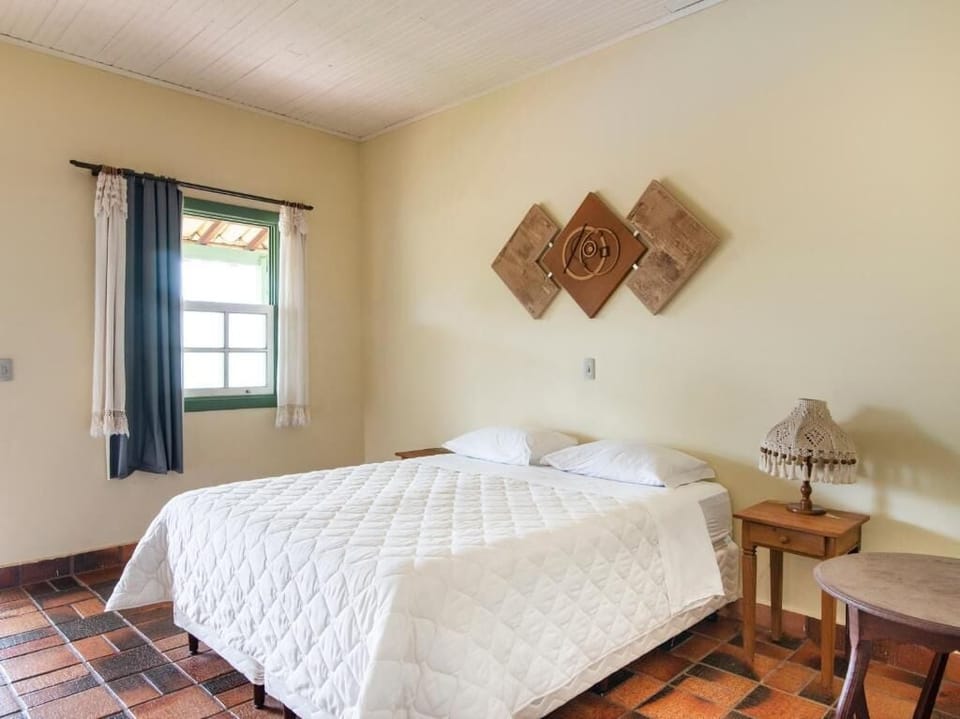 Standard Double Room, Mountain View | Minibar, desk, free WiFi