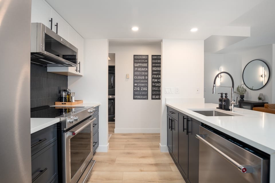 Condo, Multiple Beds, Hot Tub, Mountain View (The Altitude at Valhalla) | Private kitchen