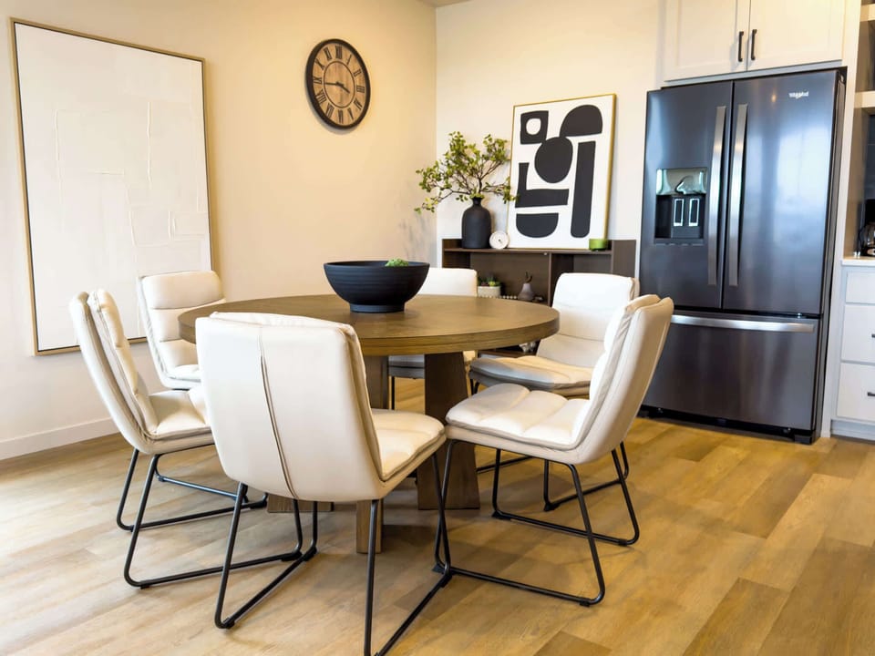 Dining room table that seats six