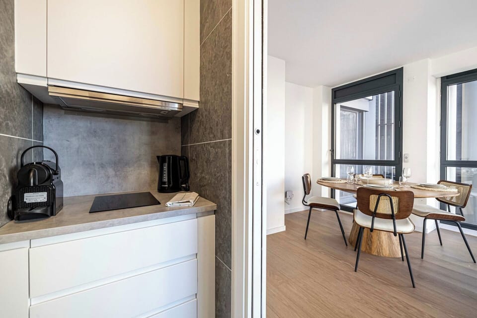 Apartment | Private kitchen | Fridge, microwave, stovetop, coffee/tea maker