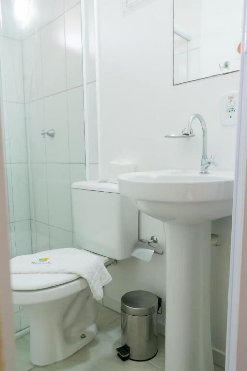 Free toiletries, towels, soap, toilet paper