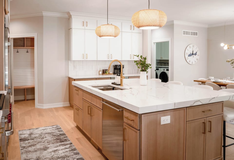 Oversized island perfect for entertaining a group.