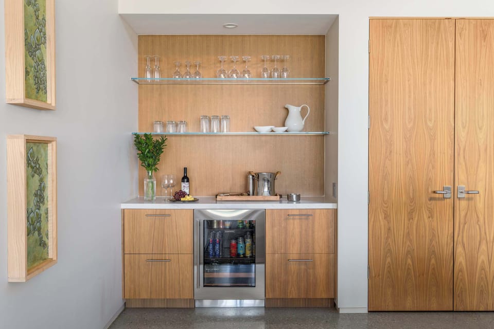 Bar Area | VISTA in Palm Desert, California by Luxus Vacation Properties