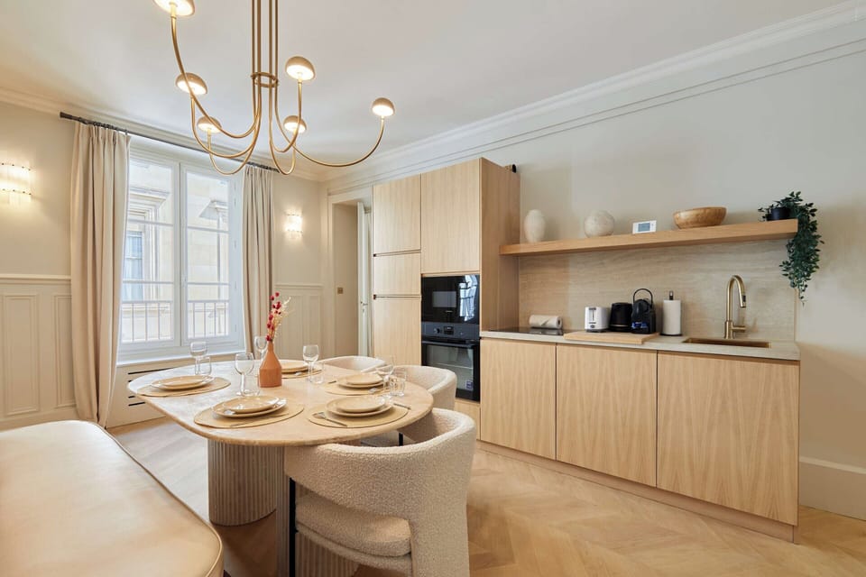 Apartment | Dining