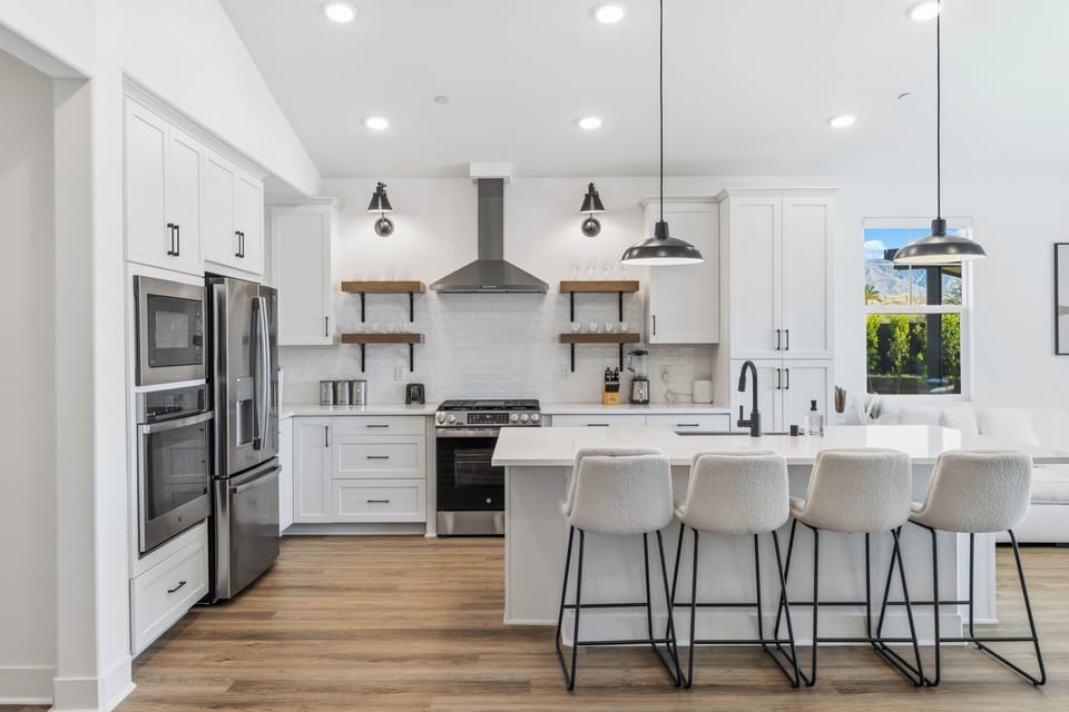 Fully Stocked Kitchen