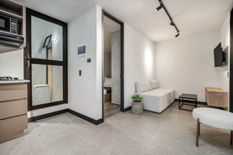 House | 1 bedroom
