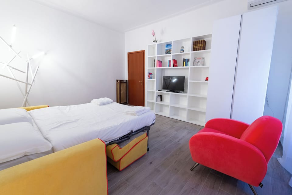 Apartment (1 Bedroom) | Living area | TV
