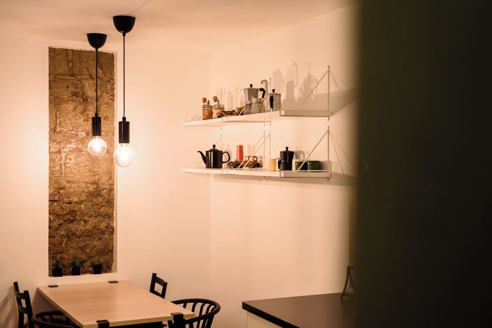 Apartment (1 Bedroom) | Dining room