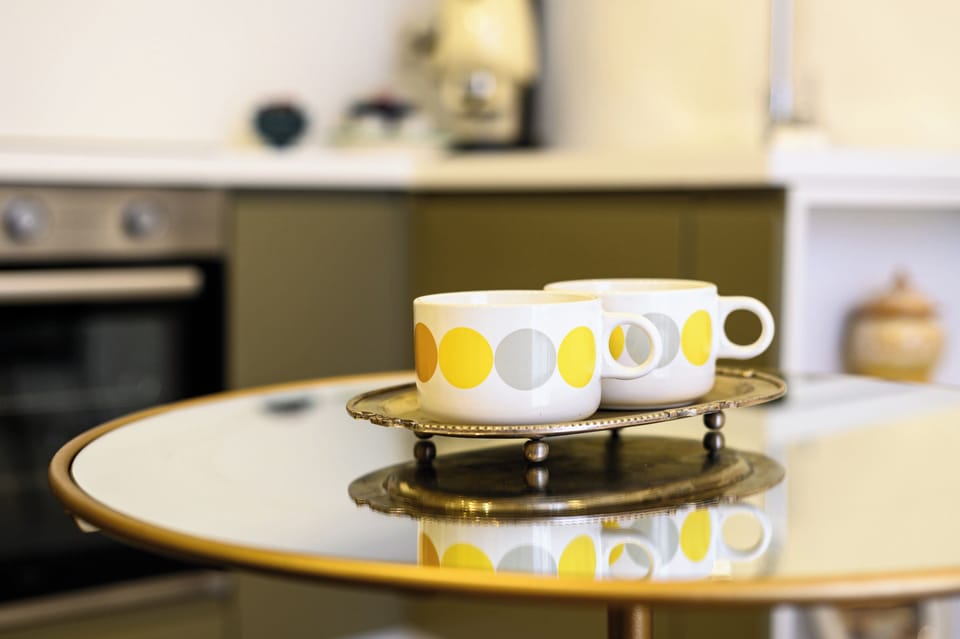 Apartment (5 Bedrooms) | Private kitchen | Espresso maker, oven, stovetop, electric kettle