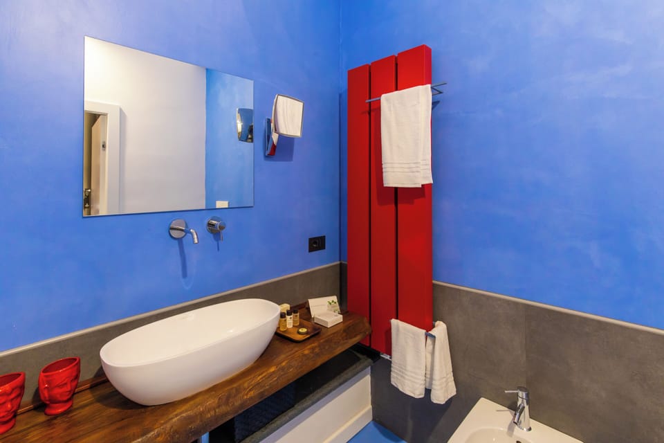 Design Room (1 Bedroom) | Bathroom | Shower, bidet