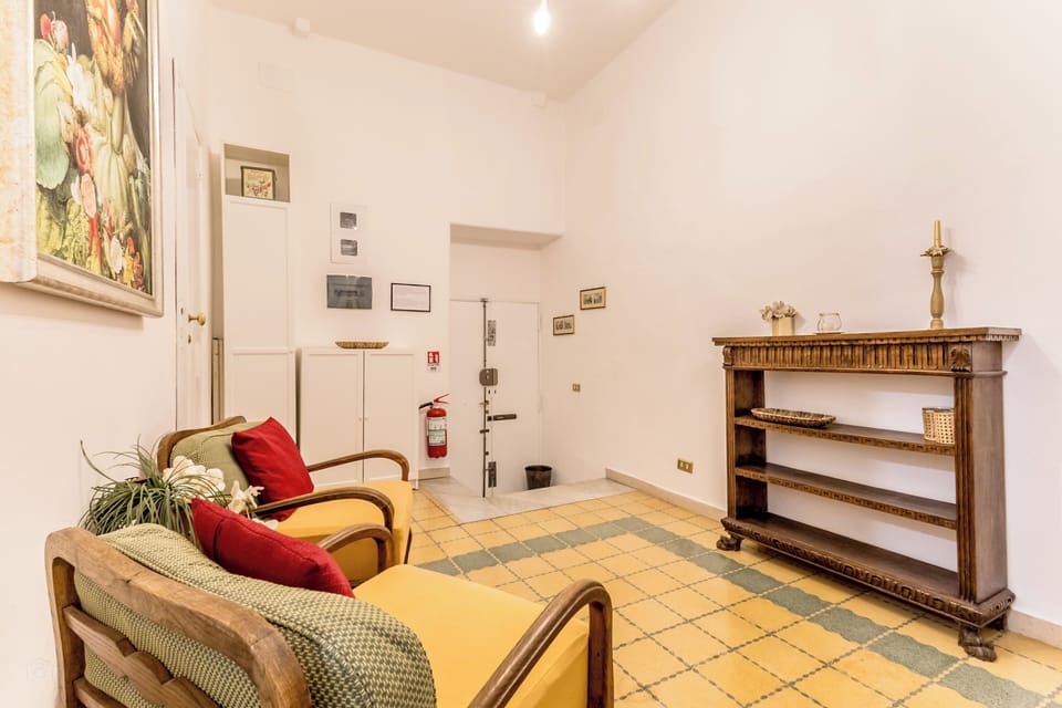 Apartment (1 Bedroom) | Living area