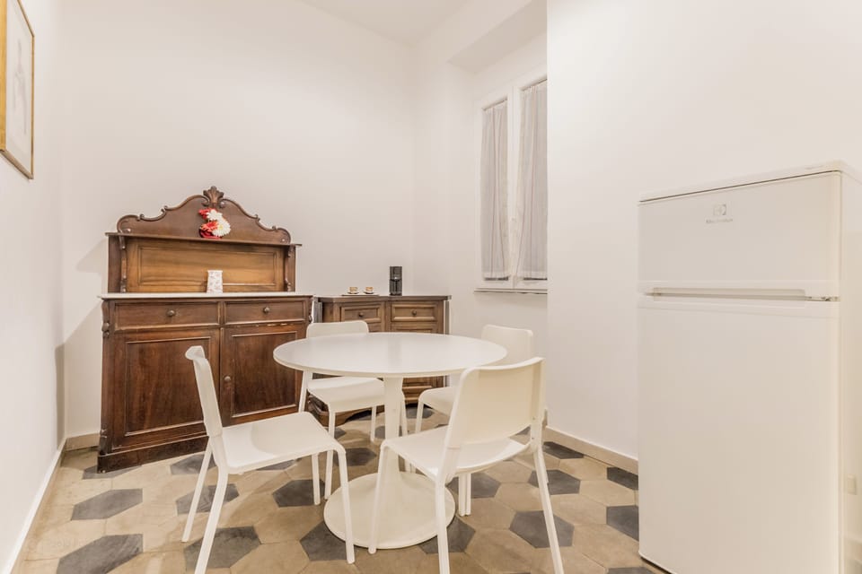 Apartment (1 Bedroom) | Private kitchen | Microwave, oven, stovetop, espresso maker