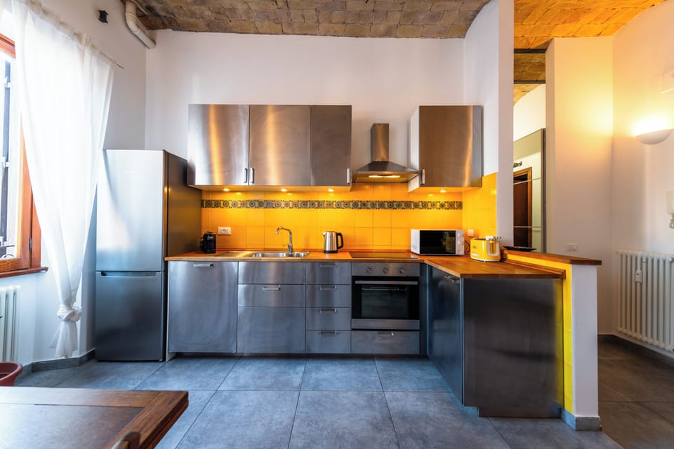 Apartment (2 Bedrooms) | Private kitchenette | Espresso maker, microwave, oven, electric kettle
