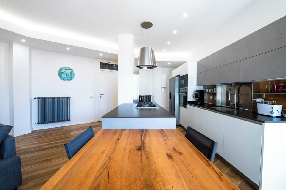 Apartment (2 Bedrooms) | Private kitchen | Microwave, oven, stovetop, dishwasher