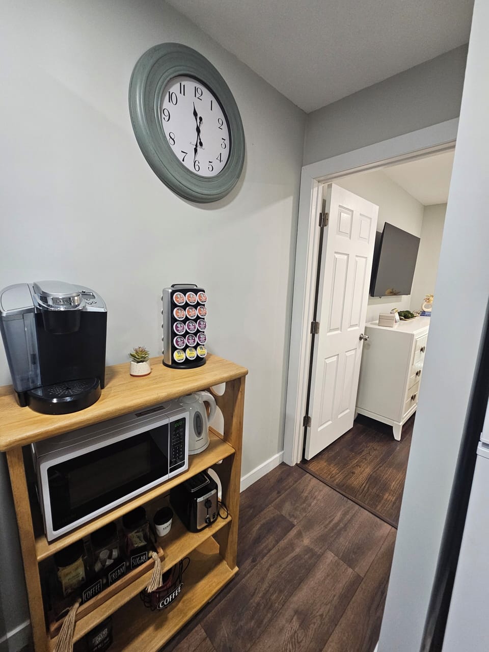 Deluxe Apartment, Non Smoking, Private Bathroom | Interior