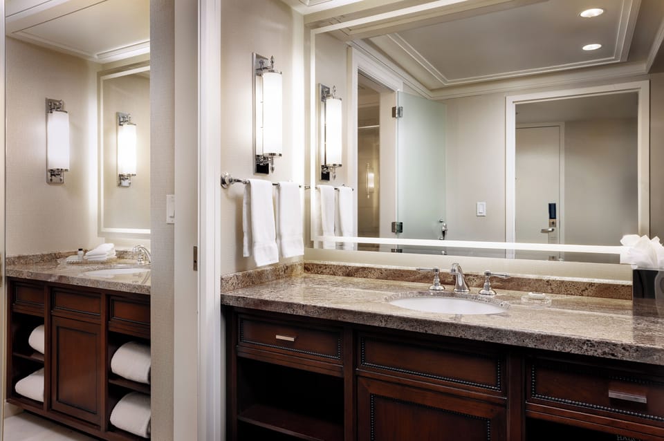 Work comfortably, then pour a drink at the wet bar.