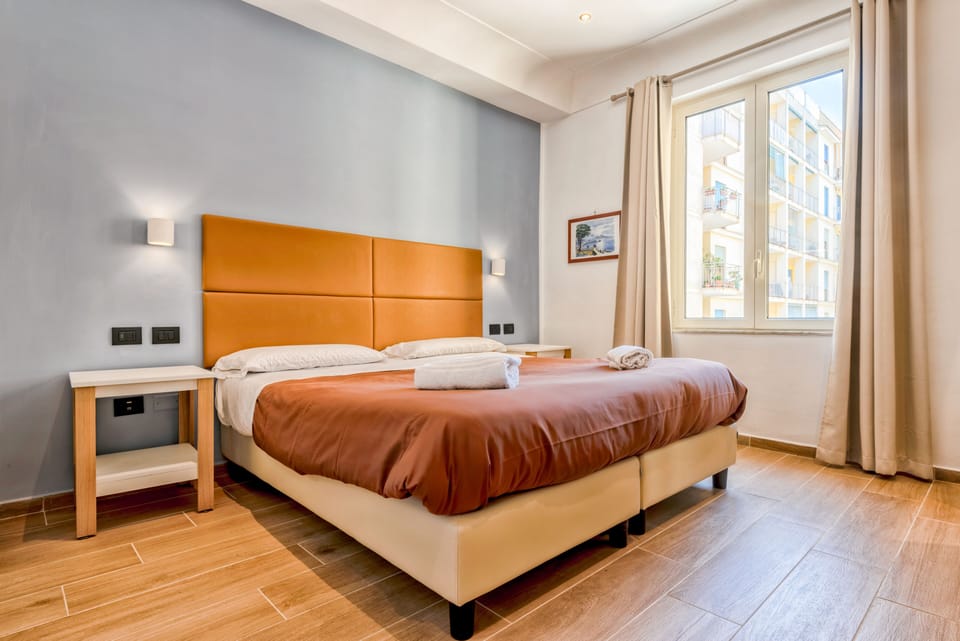 Standard Double or Twin Room, 1 King Bed | Minibar, in-room safe, desk, soundproofing