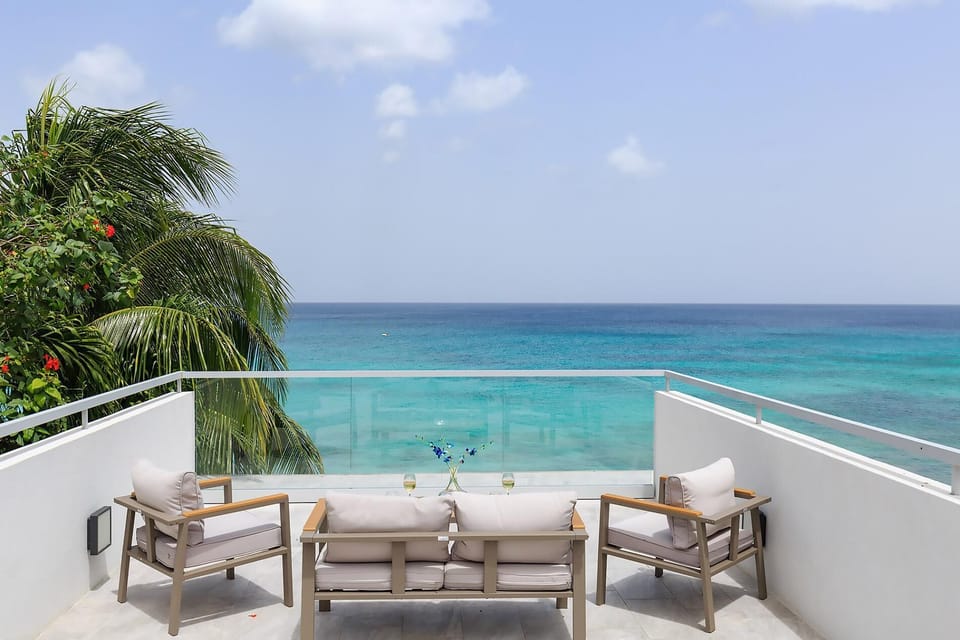 4BR Beachfront Modern Villa-IMGN (1977)