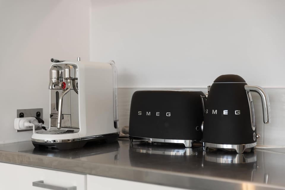 Coffee maker, kettle and toaster