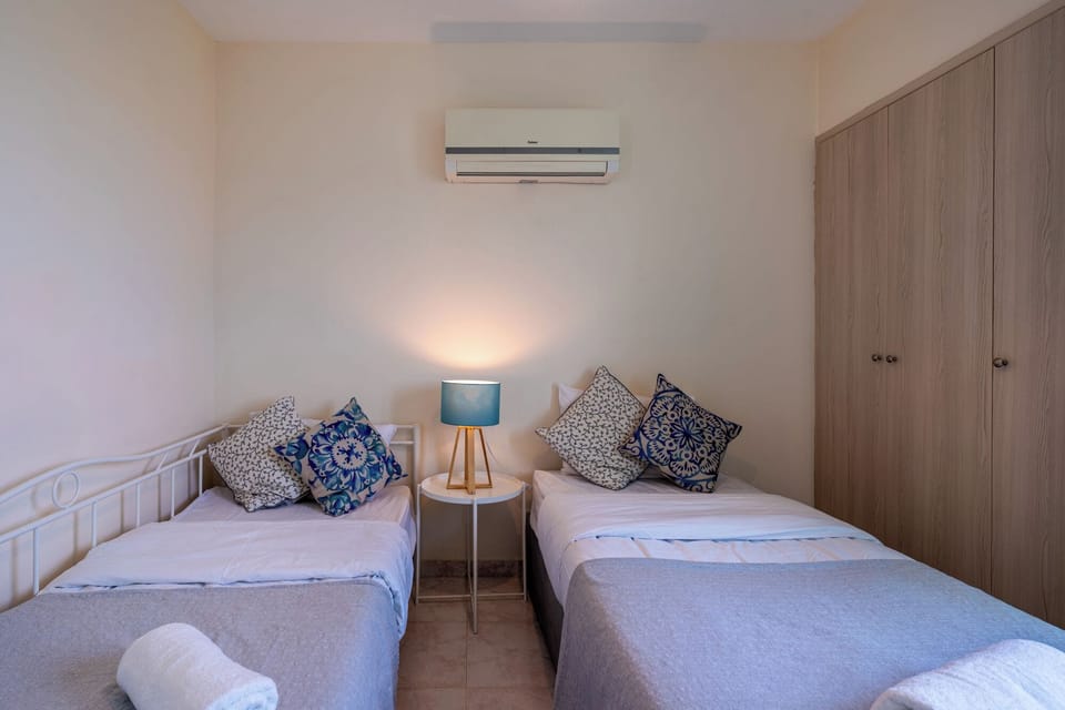 Apartment, 2 Bedrooms, Kitchen, City View | Egyptian cotton sheets, premium bedding, blackout drapes