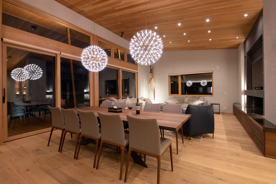 Chalet, Balcony, Mountain View | Dining room