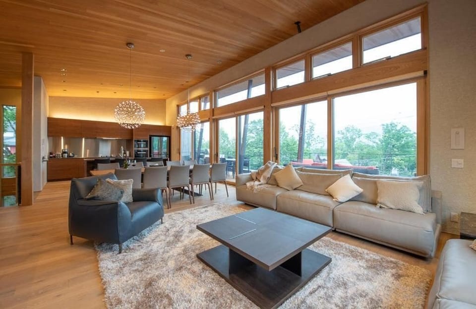 Chalet, Balcony, Mountain View | Living area