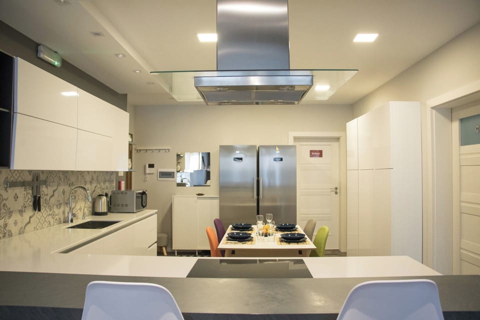 Shared fridge, microwave