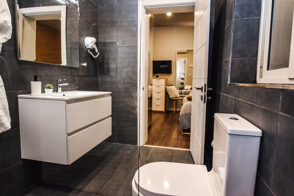 Double Room, 1 Double Bed, Private Bathroom | Bathroom