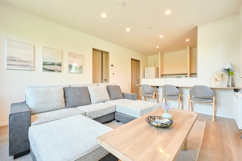 Family Villa, Mountain View | Living area | Flat-screen TV