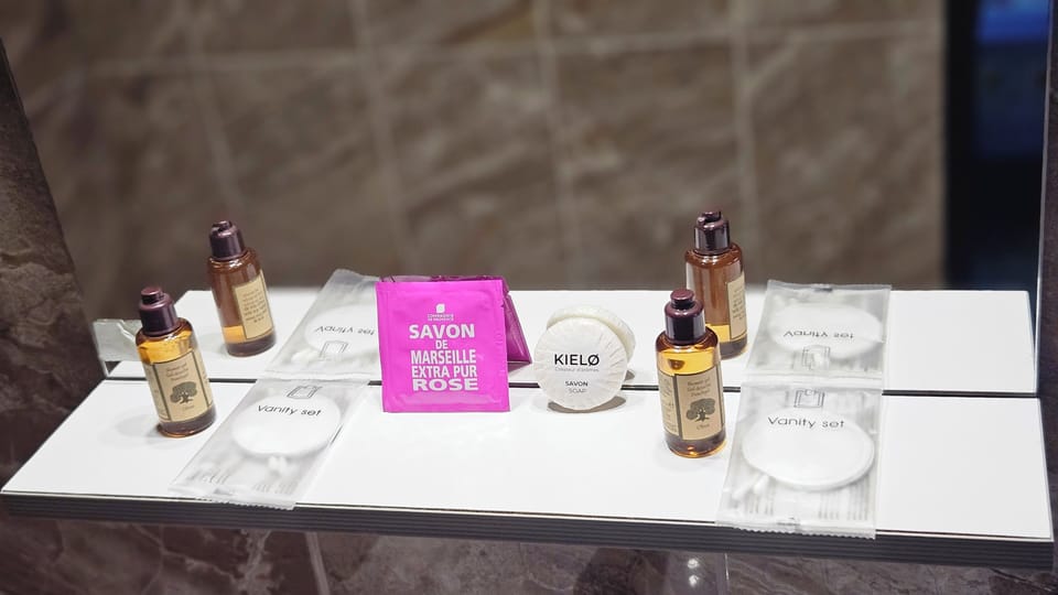 Bathroom amenities